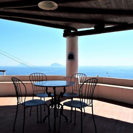Case Al Mare - Terrazzi Panoramici E Ampio Giardino Санта-Маріна-Саліна Екстер'єр фото